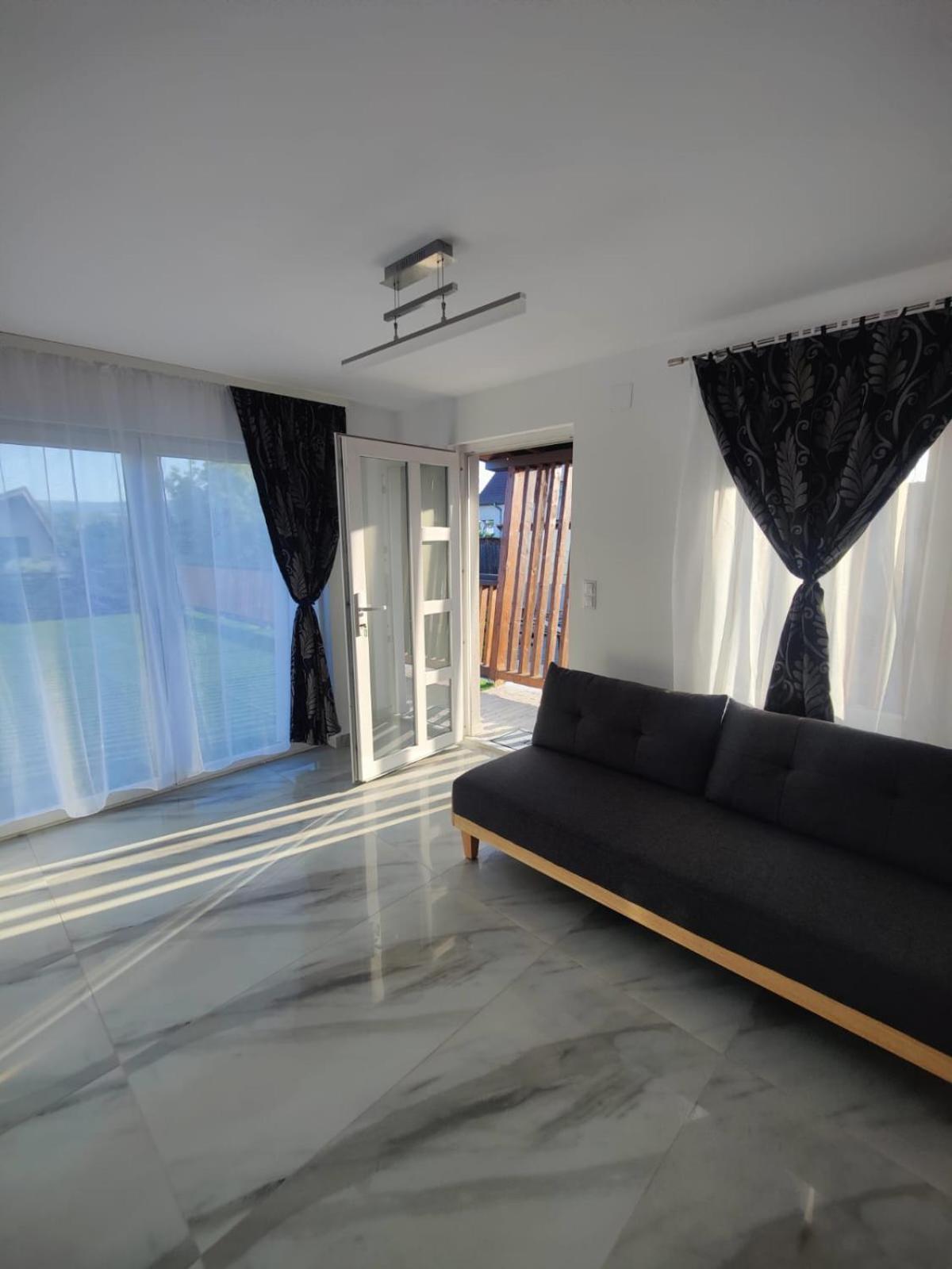 Luxus Cluj Airport Apartments Zewnętrze zdjęcie