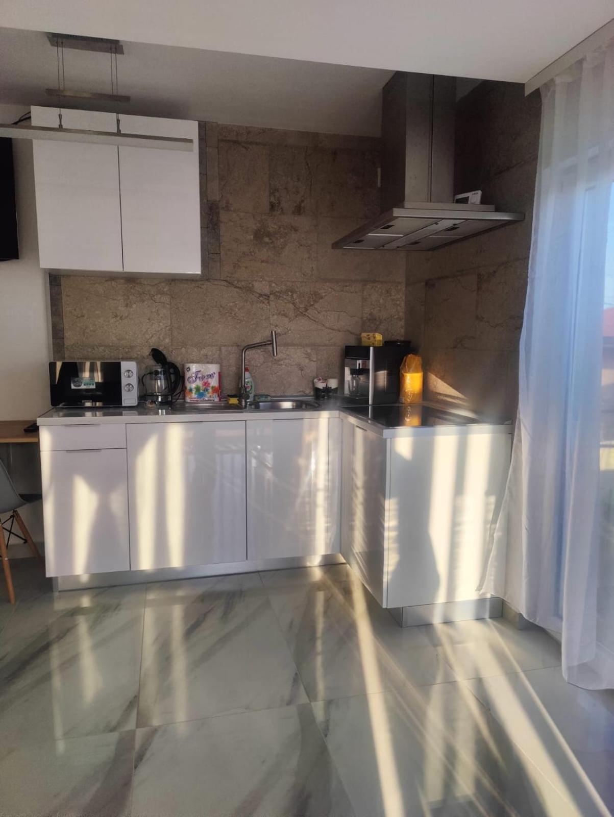 Luxus Cluj Airport Apartments Zewnętrze zdjęcie