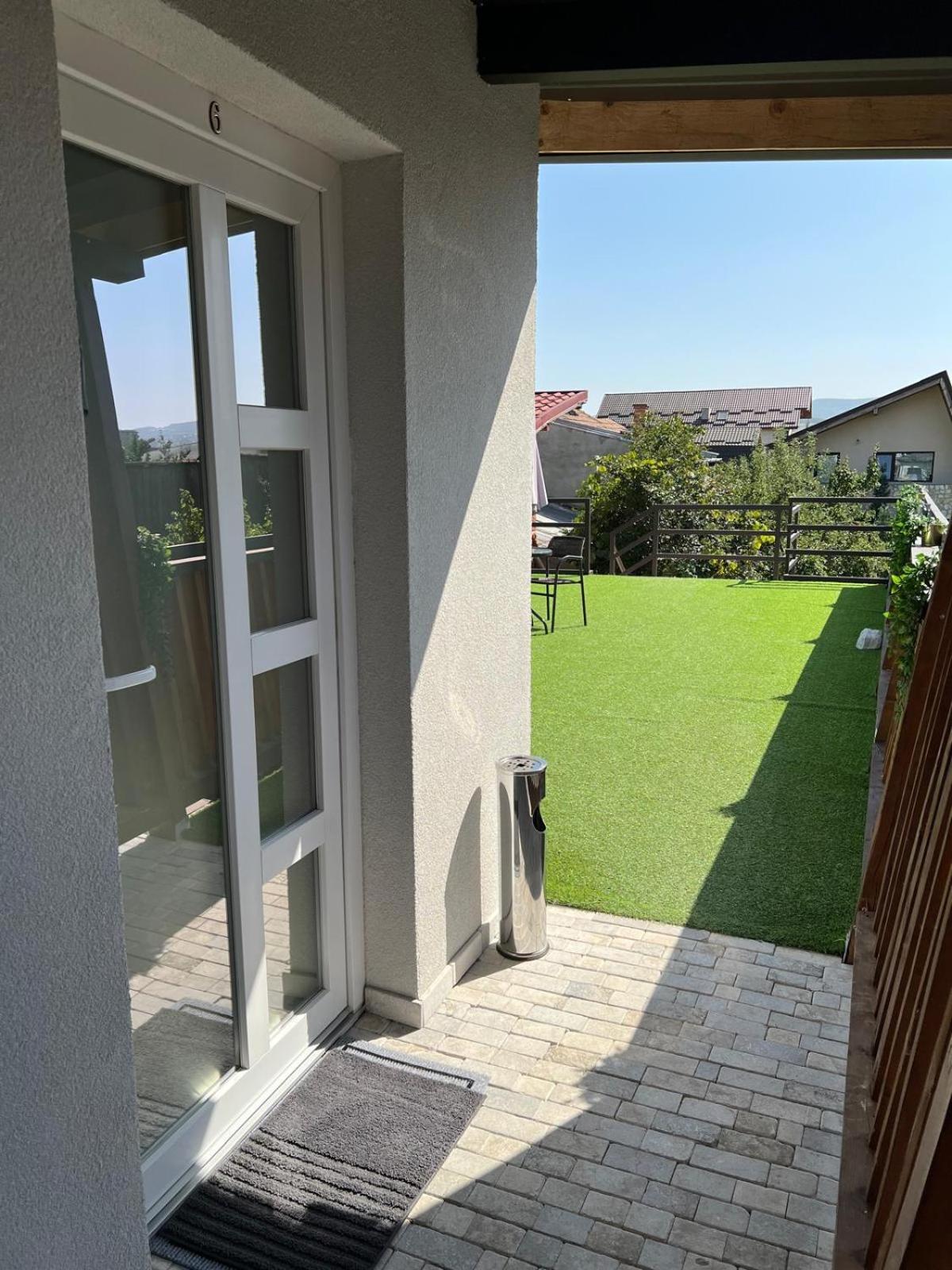 Luxus Cluj Airport Apartments Zewnętrze zdjęcie