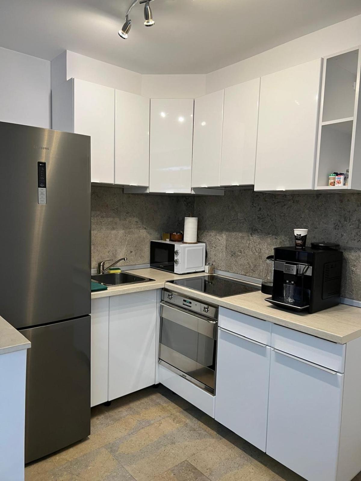 Luxus Cluj Airport Apartments Zewnętrze zdjęcie